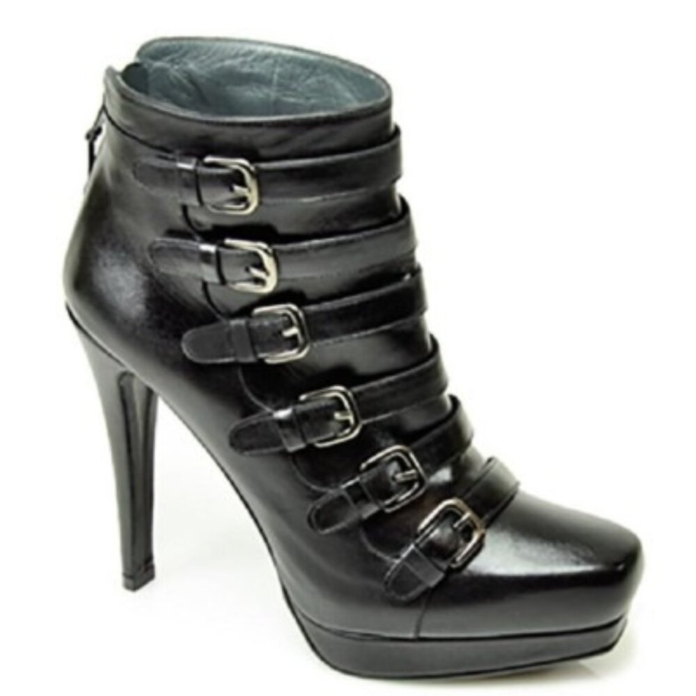 Stuart Weitzman Black Gladiator Boots Sz7.5
